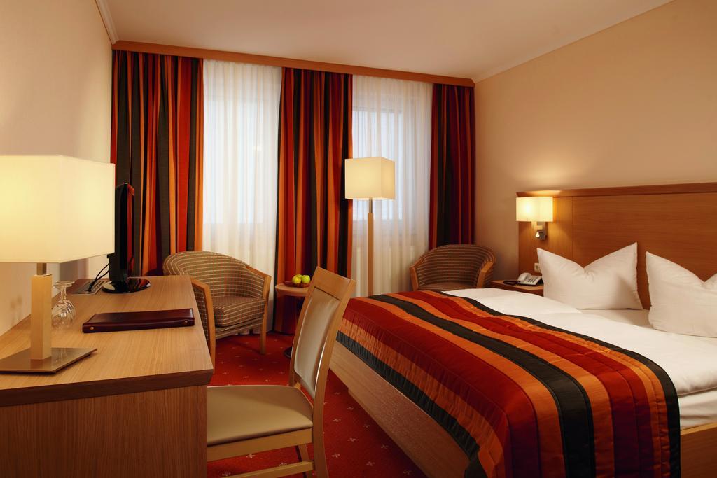 נוישטט אן זאקסן Parkhotel Neustadt חדר תמונה