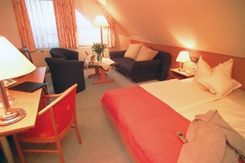 נוישטט אן זאקסן Parkhotel Neustadt מראה חיצוני תמונה